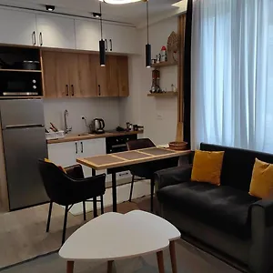 2a New Bazaar Apartment Tirana