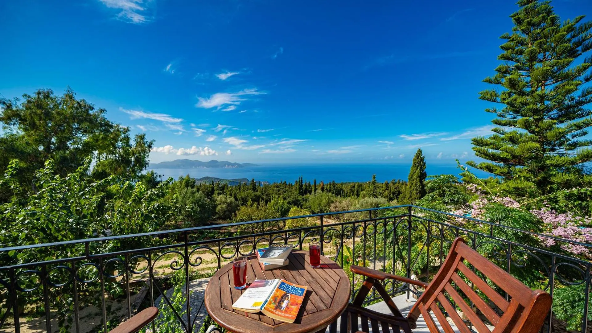 Panoramic Sunset Apartment Kothreas