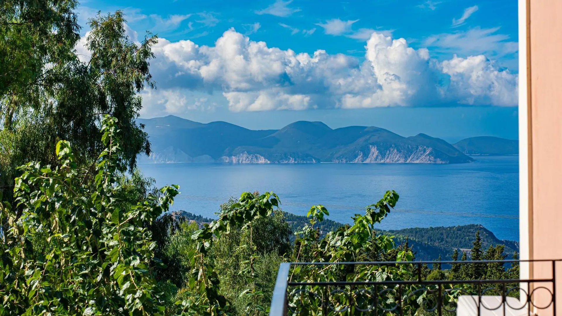 Panoramic Sunset Apartment Kothreas Greece